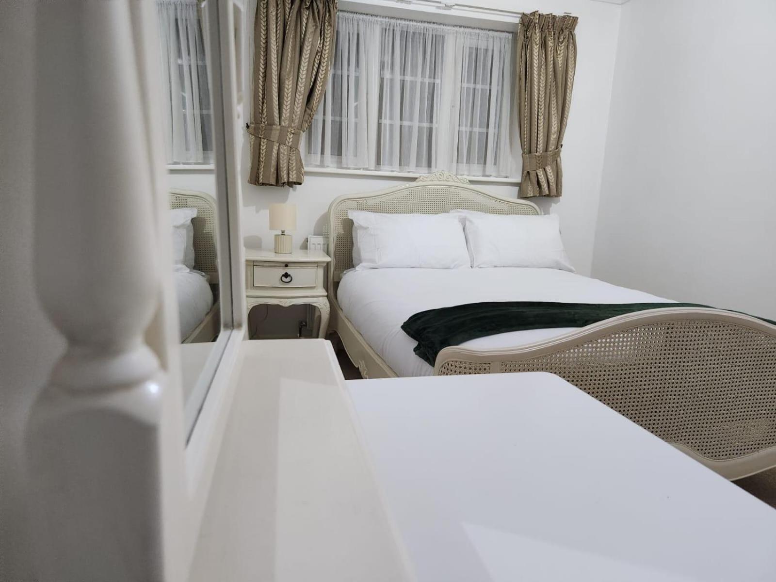 ברמינגהאם D Elmdon Homestay Shared 4 Bedrooms מראה חיצוני תמונה